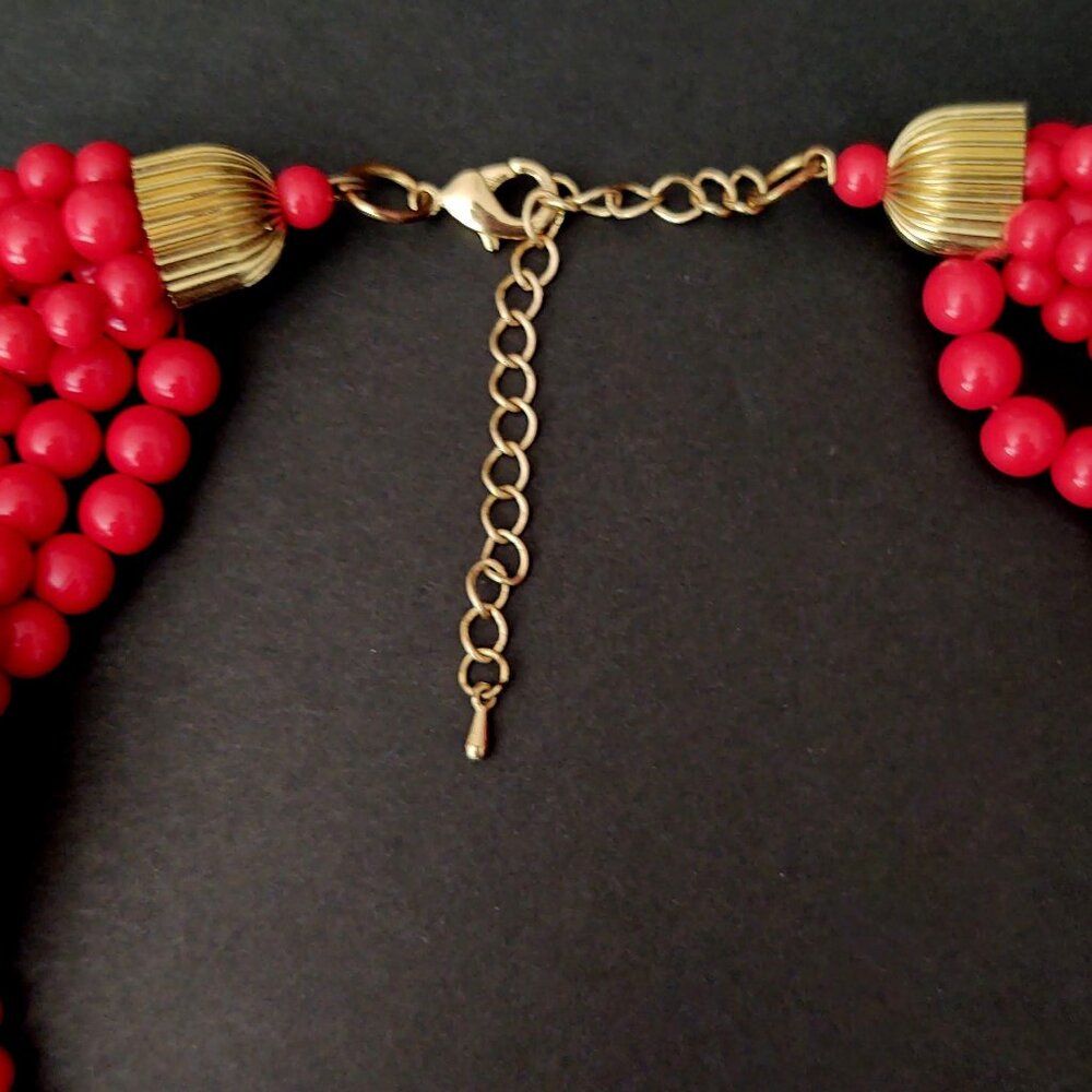 Long 7 strand layered red beaded necklace - Picture 6 of 10